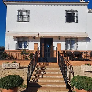 https://casa-la-loma-en-archidona.1costadelsol.com